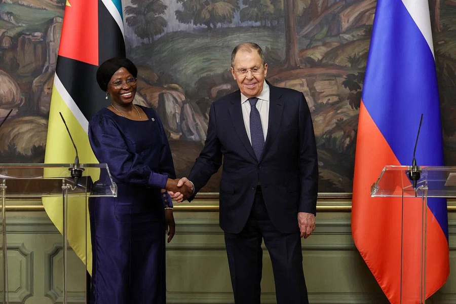 Maria Lucas reúne-se com Serguei Lavrov – MozFlash24H