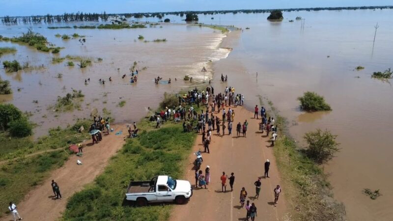 FNB Moçambique anuncia apoio de 7 milhões de meticais para as vítimas das cheias – MozFlash24H