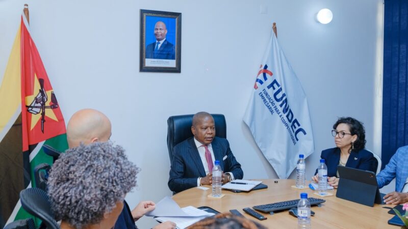 FUNDEC discute com a Embaixada dos Estados Unidos novas oportunidades de negócio para Moçambique – MozFlash24H