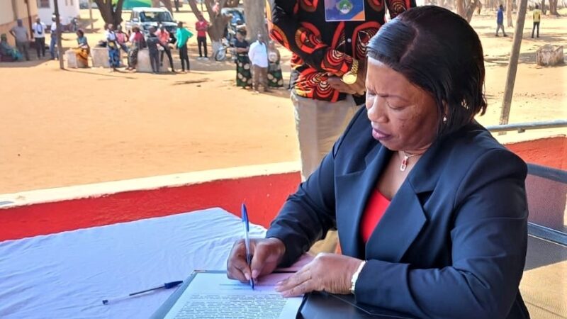 Adélia Alberto primeira mulher a administrar Mecanhelas – MozFlash24H